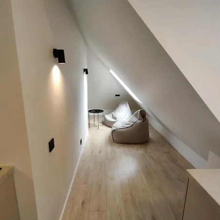 Apartment Hobbit 74